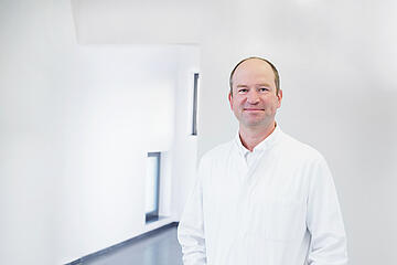 Dr. Christoph Merz